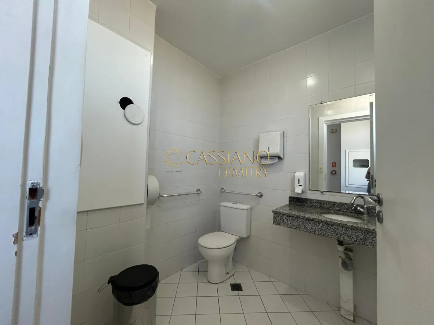 Alugar Comercial / Sala em São José dos Campos R$ 2.450,00 - Foto 8