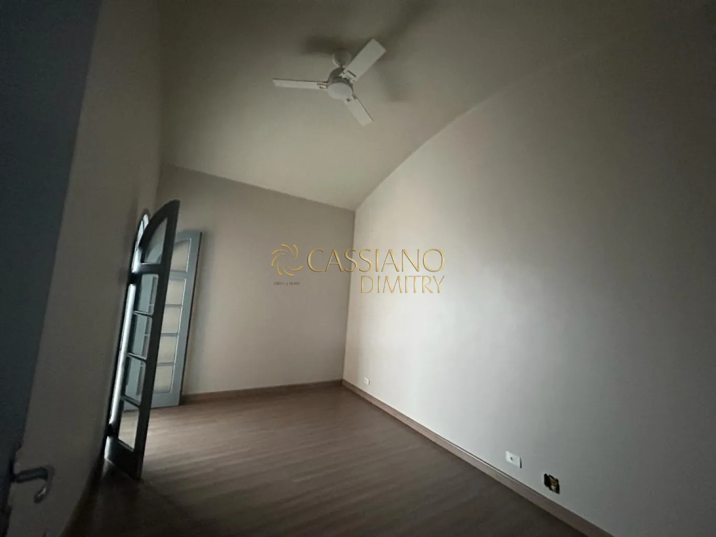 Alugar Casa / Padrão em São José dos Campos R$ 4.500,00 - Foto 18