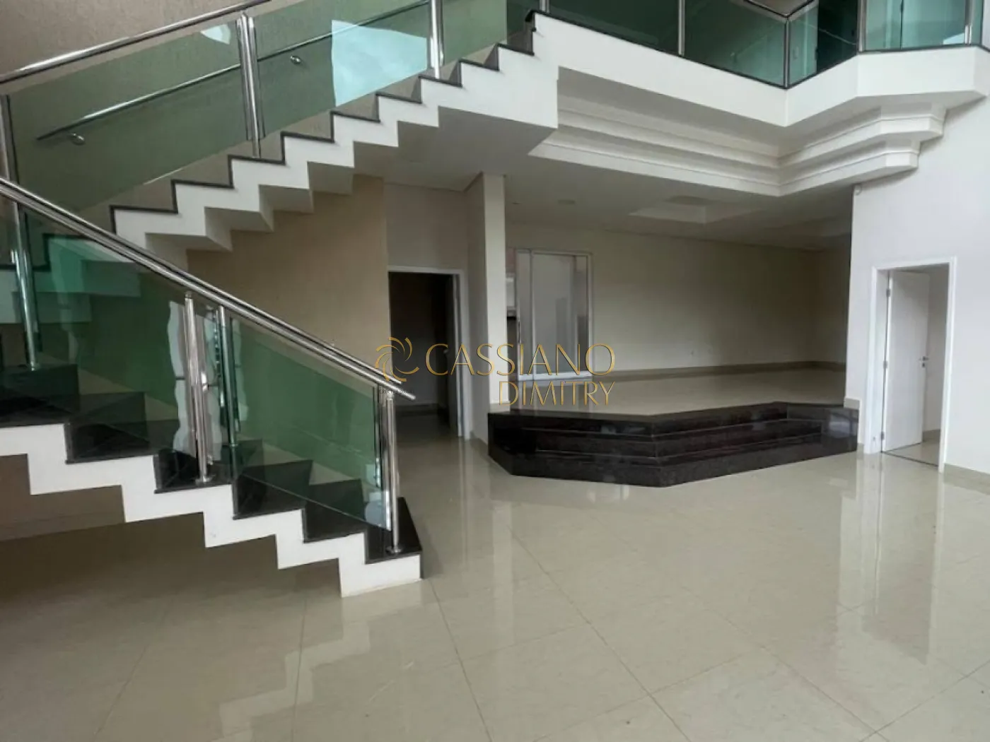 Alugar Casa / Condomínio em São José dos Campos R$ 15.000,00 - Foto 1