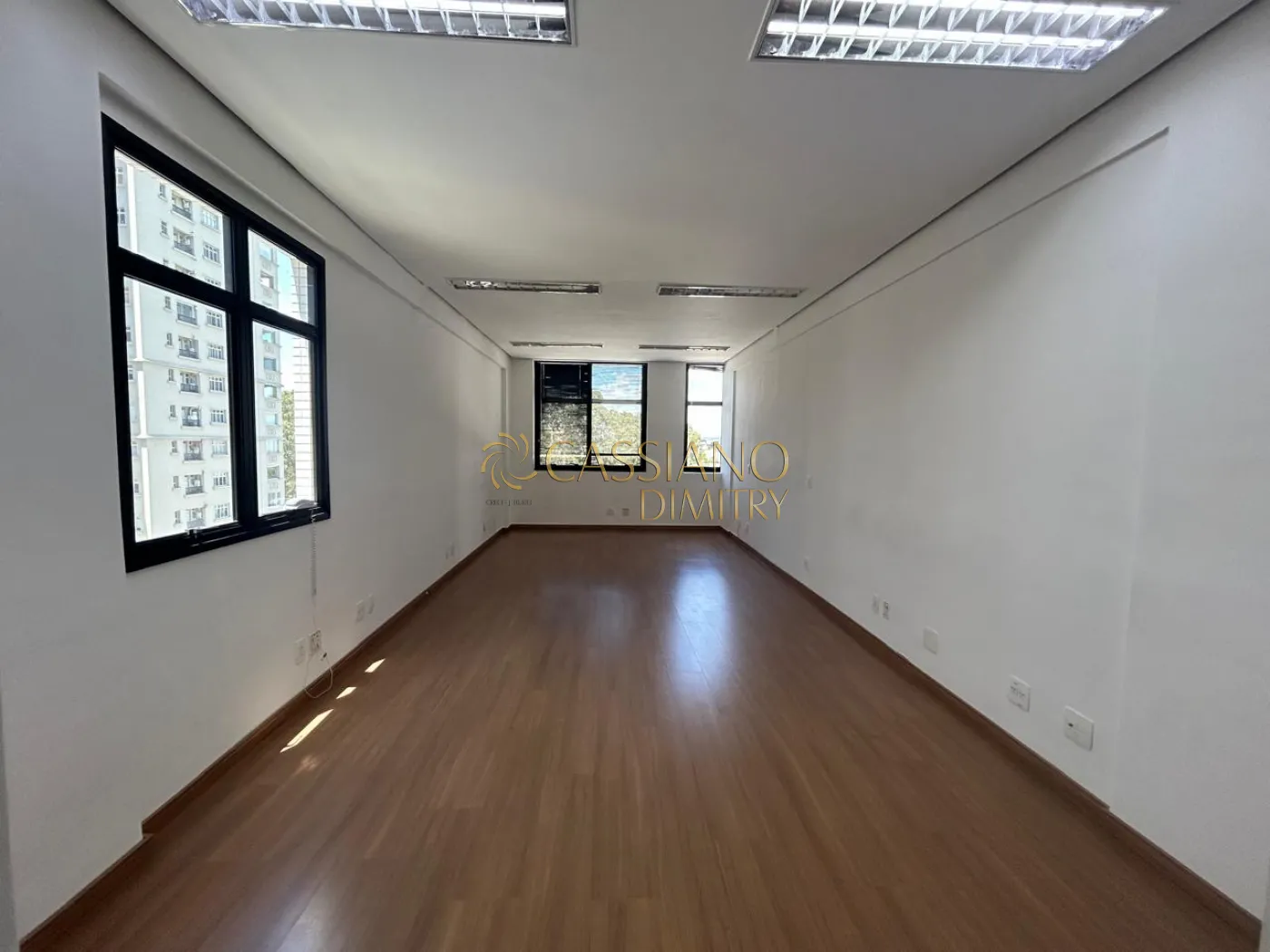Alugar Comercial / Sala em São José dos Campos R$ 2.600,00 - Foto 4