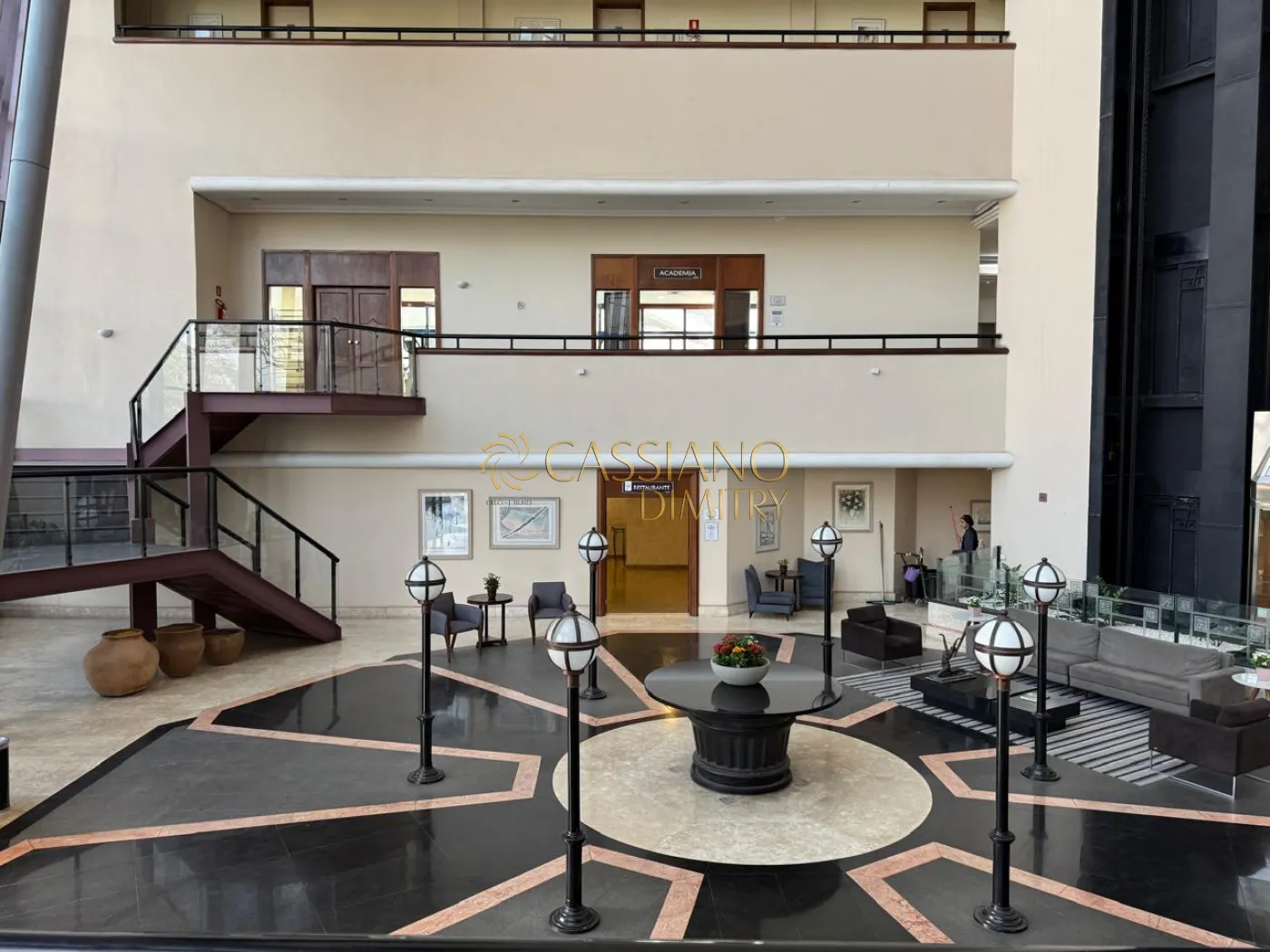 Alugar Comercial / Ponto Comercial em São José dos Campos R$ 25.000,00 - Foto 2