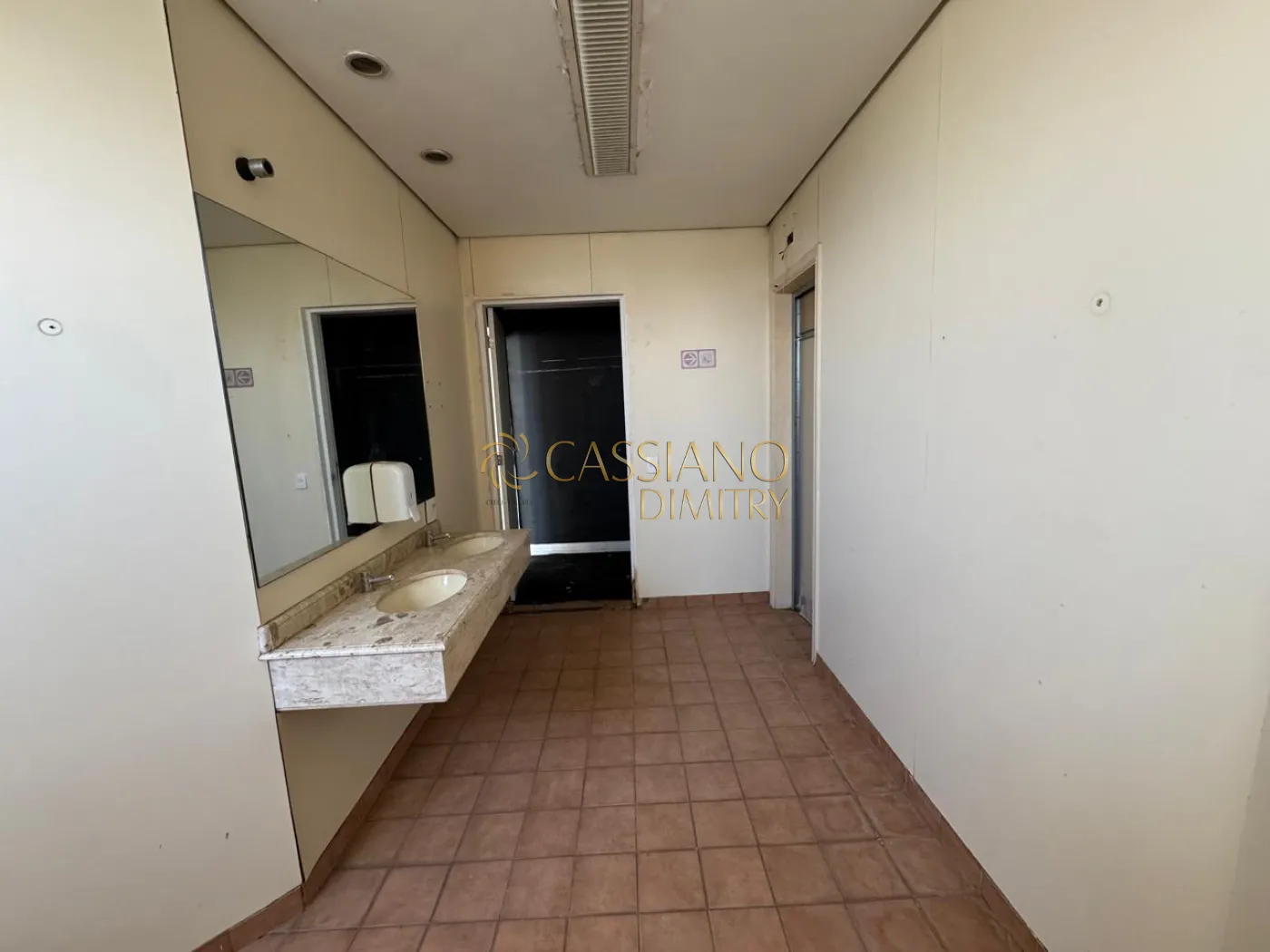 Alugar Comercial / Ponto Comercial em São José dos Campos R$ 25.000,00 - Foto 18