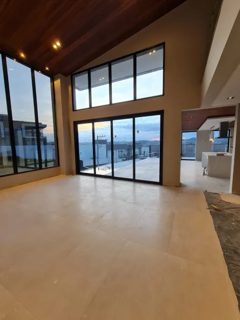 imagem 4 - Casa à venda de 422m² | 05 suítes, 07 banheiros e 04 vagas de garagem | Condomínio Jaguary - Urbanova | São José dos Campos | imagem 4 - Casa à venda de 422m² | 05 suítes, 07 banheiros e 04 vagas de garagem | Condomínio Jaguary - Urbanova | São José dos Campos |