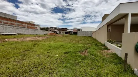 imagem 1 - Terreno à Venda de 600m², plano e vista definitiva | Cond. Colinas do Paratehy Norte imagem 1 - Terreno à Venda de 600m², plano e vista definitiva | Cond. Colinas do Paratehy Norte