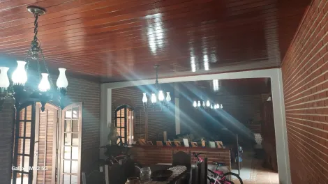 imagem 4 - Chácara à venda de 650m² | 03 dormitórios, sendo 01 suíte e 10 vagas de garagem | Cruz Vera - Brasópolis - MG | imagem 4 - Chácara à venda de 650m² | 03 dormitórios, sendo 01 suíte e 10 vagas de garagem | Cruz Vera - Brasópolis - MG |