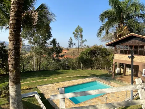 imagem 2 - Chácara à venda de 272m² | 03 dormitórios, sendo 01 suíte e 08 vagas de garagem | Condomínio Village Alpino - Freitas | São José dos Campos | imagem 2 - Chácara à venda de 272m² | 03 dormitórios, sendo 01 suíte e 08 vagas de garagem | Condomínio Village Alpino - Freitas | São José dos Campos |