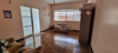 imagem 1 - Casa à venda de 258m² | 03 dormitórios, sendo 01 suíte e 02 vagas de garagem | Vila Adyana - São José dos Campos | imagem 1 - Casa à venda de 258m² | 03 dormitórios, sendo 01 suíte e 02 vagas de garagem | Vila Adyana - São José dos Campos |