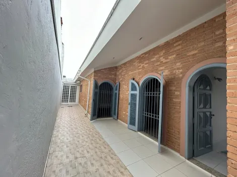 Casa / Padrão - Centro - Venda e Locação - Residencial- 157 m²