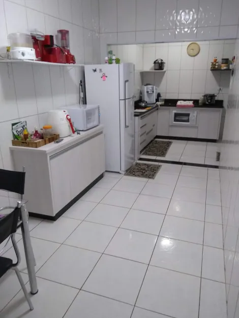 imagem 2 - Casa térrea à venda de 180m² | 03 dormitórios, 01 banheiro e 02 vagas de garagem | Jardim Oriente - São José dos Campos | imagem 2 - Casa térrea à venda de 180m² | 03 dormitórios, 01 banheiro e 02 vagas de garagem | Jardim Oriente - São José dos Campos |