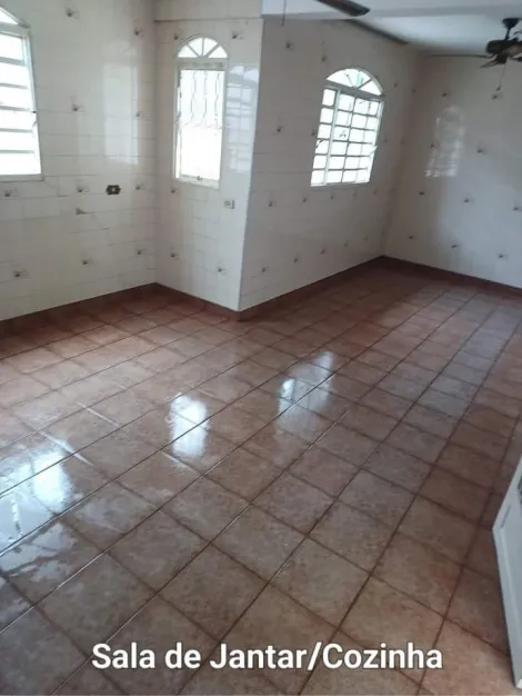 imagem 4 - Casa térrea à venda de 190m² | 03 dormitórios, sendo 01 suíte e 06 vagas de garagem | Vila Martinez - Jacareí | imagem 4 - Casa térrea à venda de 190m² | 03 dormitórios, sendo 01 suíte e 06 vagas de garagem | Vila Martinez - Jacareí |