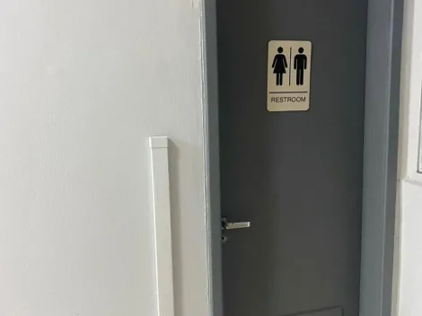 imagem 3 - Sala comercial à venda de 44m² | 01 banheiro e 01 vaga de garagem | Edifíco Liberal Center - Jardim São Dimas | São José dos Campos | imagem 3 - Sala comercial à venda de 44m² | 01 banheiro e 01 vaga de garagem | Edifíco Liberal Center - Jardim São Dimas | São José dos Campos |