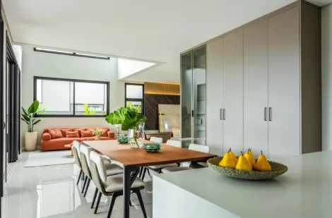 imagem 3 - Casa à Venda de 435m² | Porteira fechada /05 dormitórios sendo 02 suítes e 04 vagas de garagem | Condomínio Alphaville I - Urbanova imagem 3 - Casa à Venda de 435m² | Porteira fechada /05 dormitórios sendo 02 suítes e 04 vagas de garagem | Condomínio Alphaville I - Urbanova