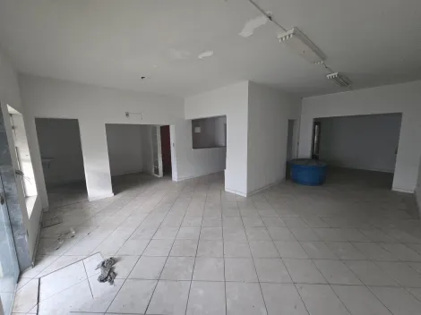 imagem 1 - Casa comercial reformada para locação de 300m² | 03 banheiros e 04 vagas de garagem | Vila Adyana - São José dos Campos | imagem 1 - Casa comercial reformada para locação de 300m² | 03 banheiros e 04 vagas de garagem | Vila Adyana - São José dos Campos |